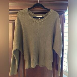 Olive Green Sweater by Philosophy Sz L